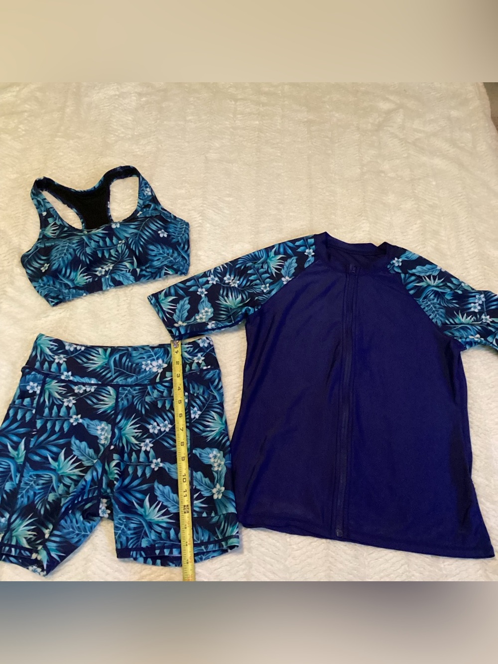 Women’s Sz Small 3 Piece Modest Swim Suit Shorts Top Zip Shirt